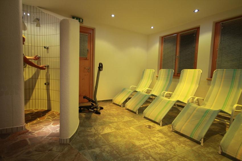 Dr'Berghof Villa Damuels Exteriör bild