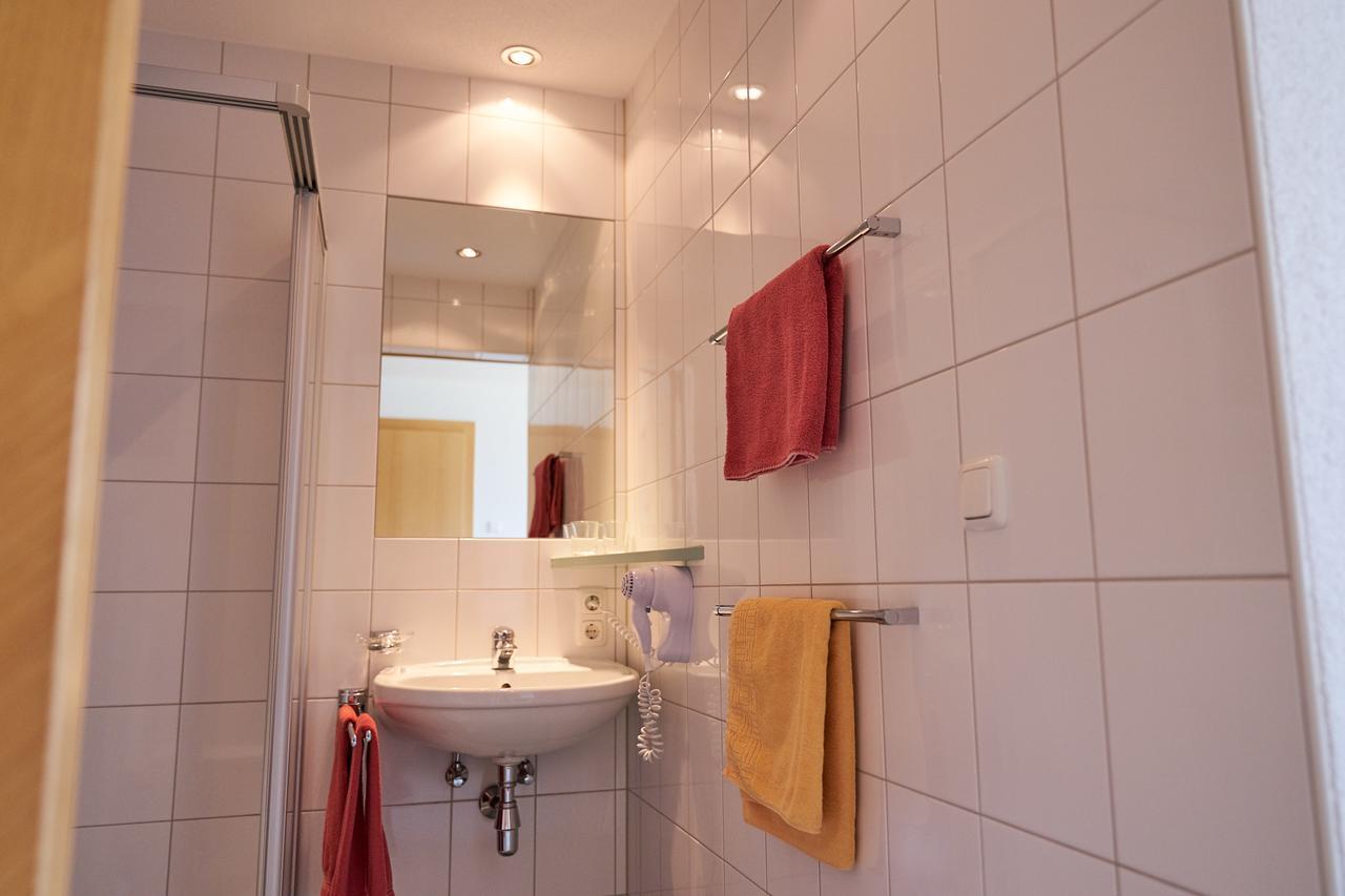 Dr'Berghof Villa Damuels Exteriör bild